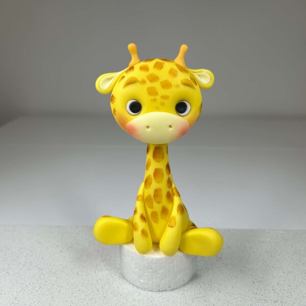 Online kurs izrada žirafice od fondana - modeliranje fondan figure žirafe korak po korak, Figurine Art obuka za dekoraciju torti